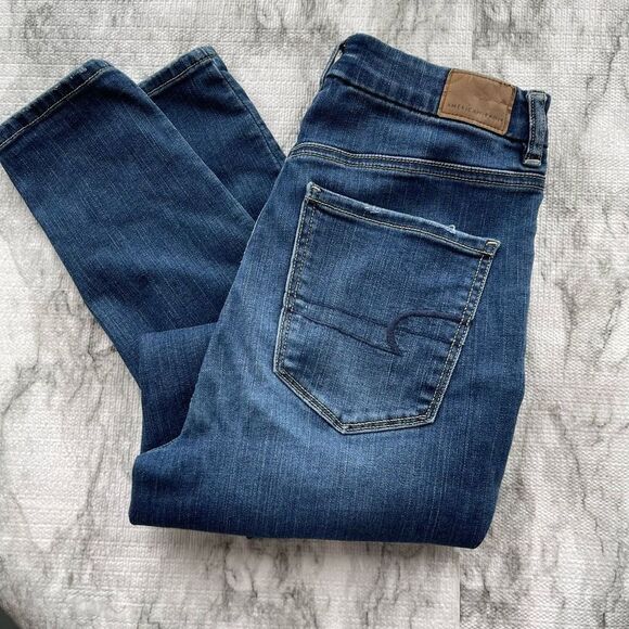 American Eagle Outfitters Curvy Super Hi-Rise Jegging Jeans Size 6 - Picture 1 of 6